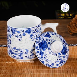 年終慶典紀(jì)念品茶杯定制指南 景德鎮(zhèn)瓷器禮盒的經(jīng)典與高雅
